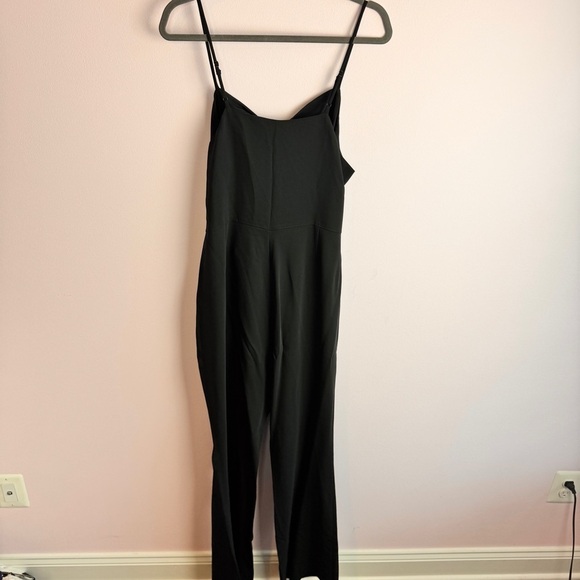 NEW Lita by Ciara size L Revolve Tie Front Jumpsuit in Black - Picture 4 of 7